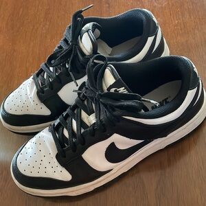 Nike Dunks Women’s 7.5